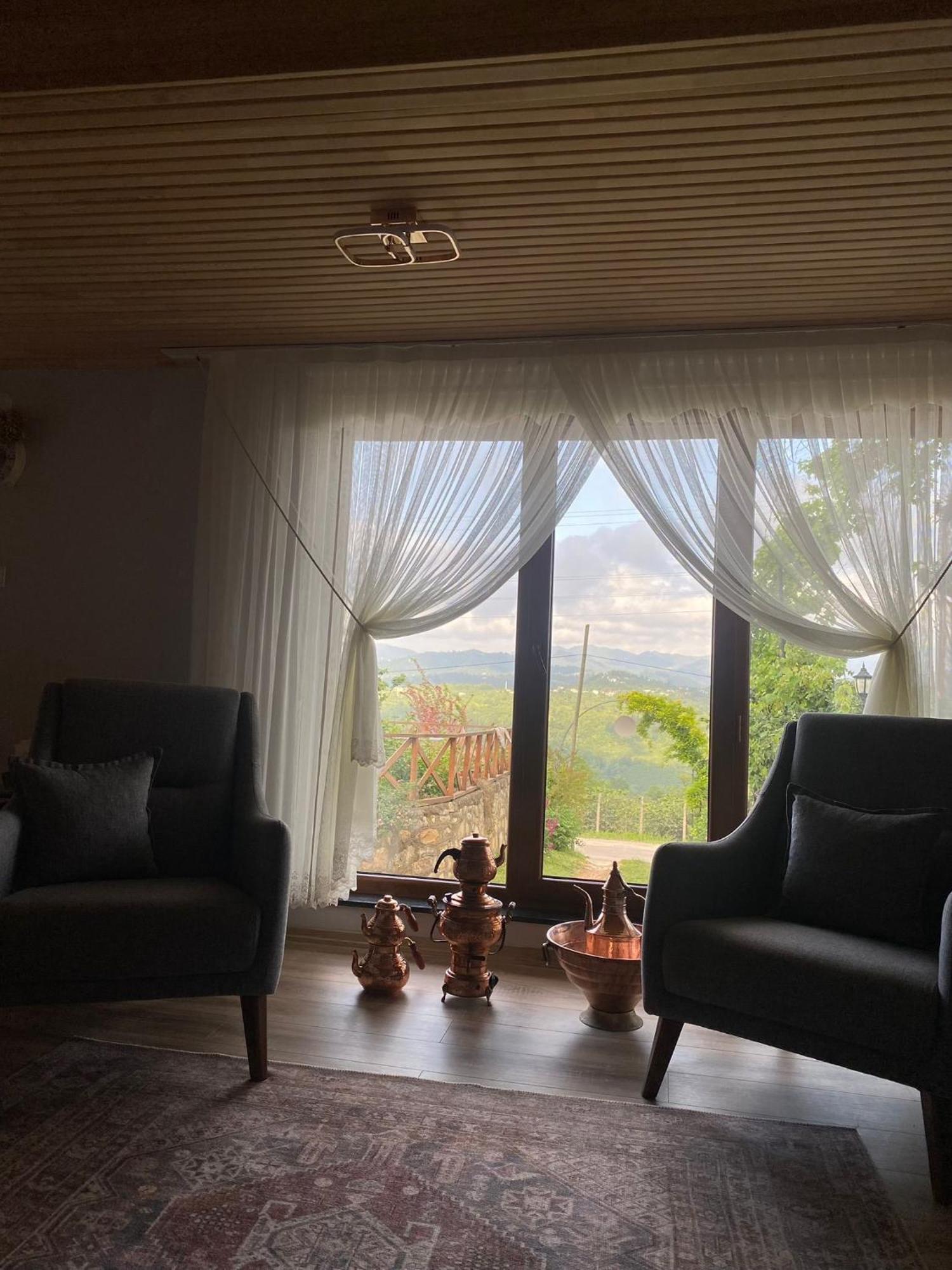 Isabella Kirsal Yasam Evi